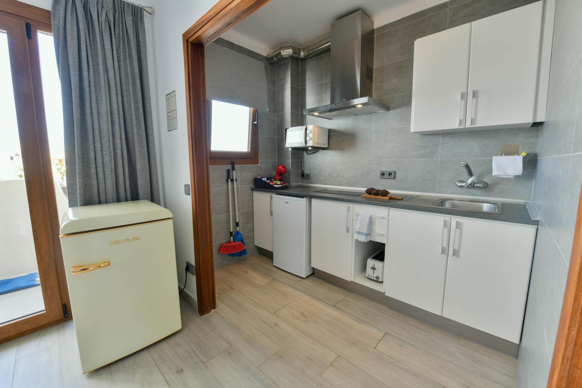 Apartamentos Estanques Colonia de Sant Jordi Eksteriør billede