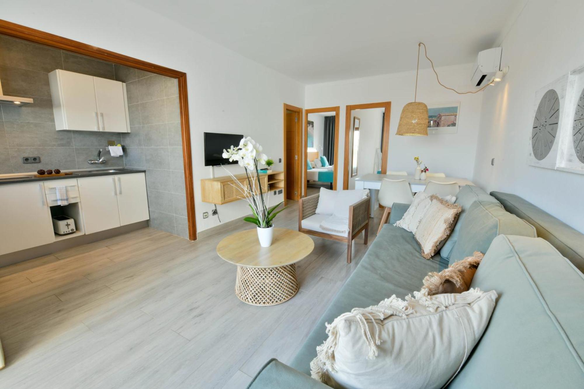 Apartamentos Estanques Colonia de Sant Jordi Eksteriør billede