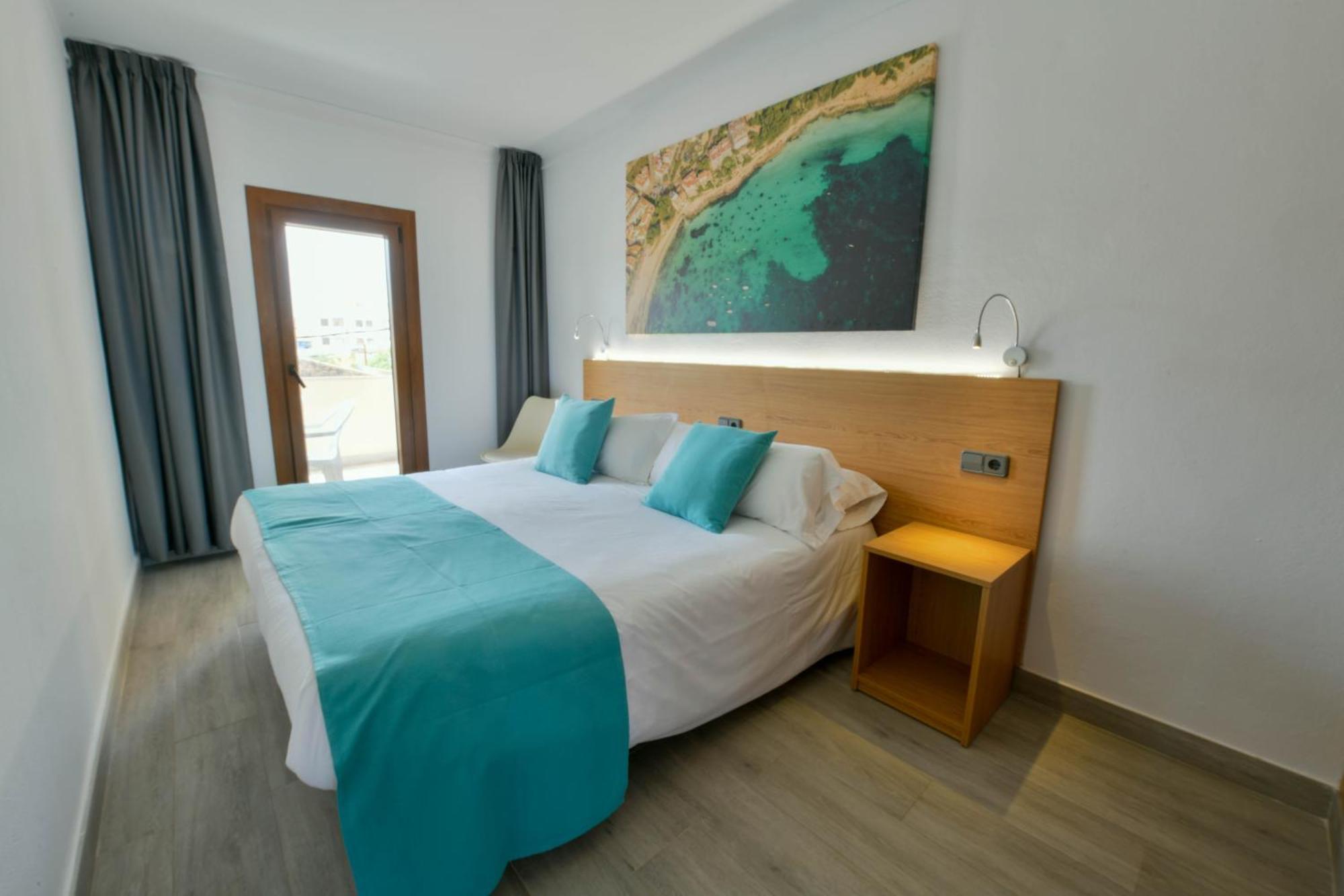 Apartamentos Estanques Colonia de Sant Jordi Eksteriør billede