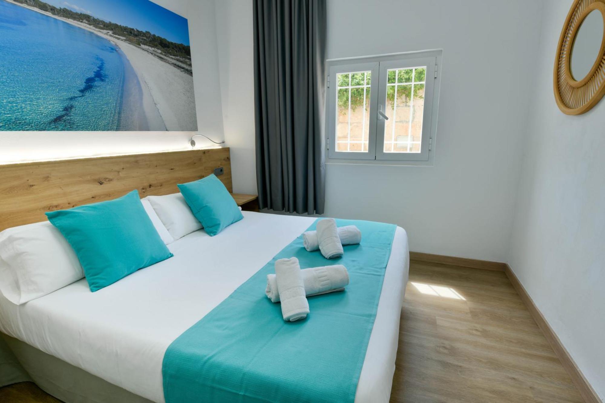 Apartamentos Estanques Colonia de Sant Jordi Eksteriør billede